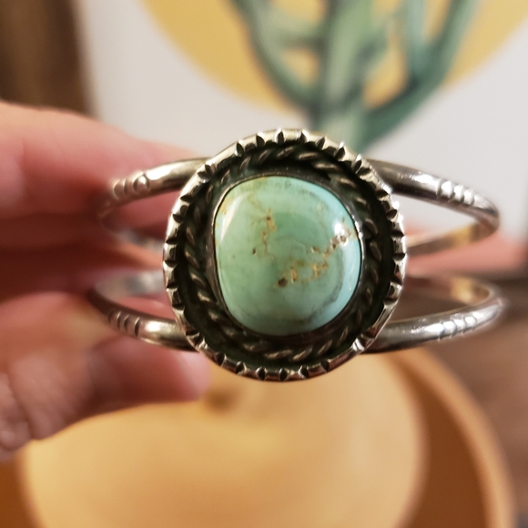 Vintage Sterling Silver Turquoise Cuff Bracelet